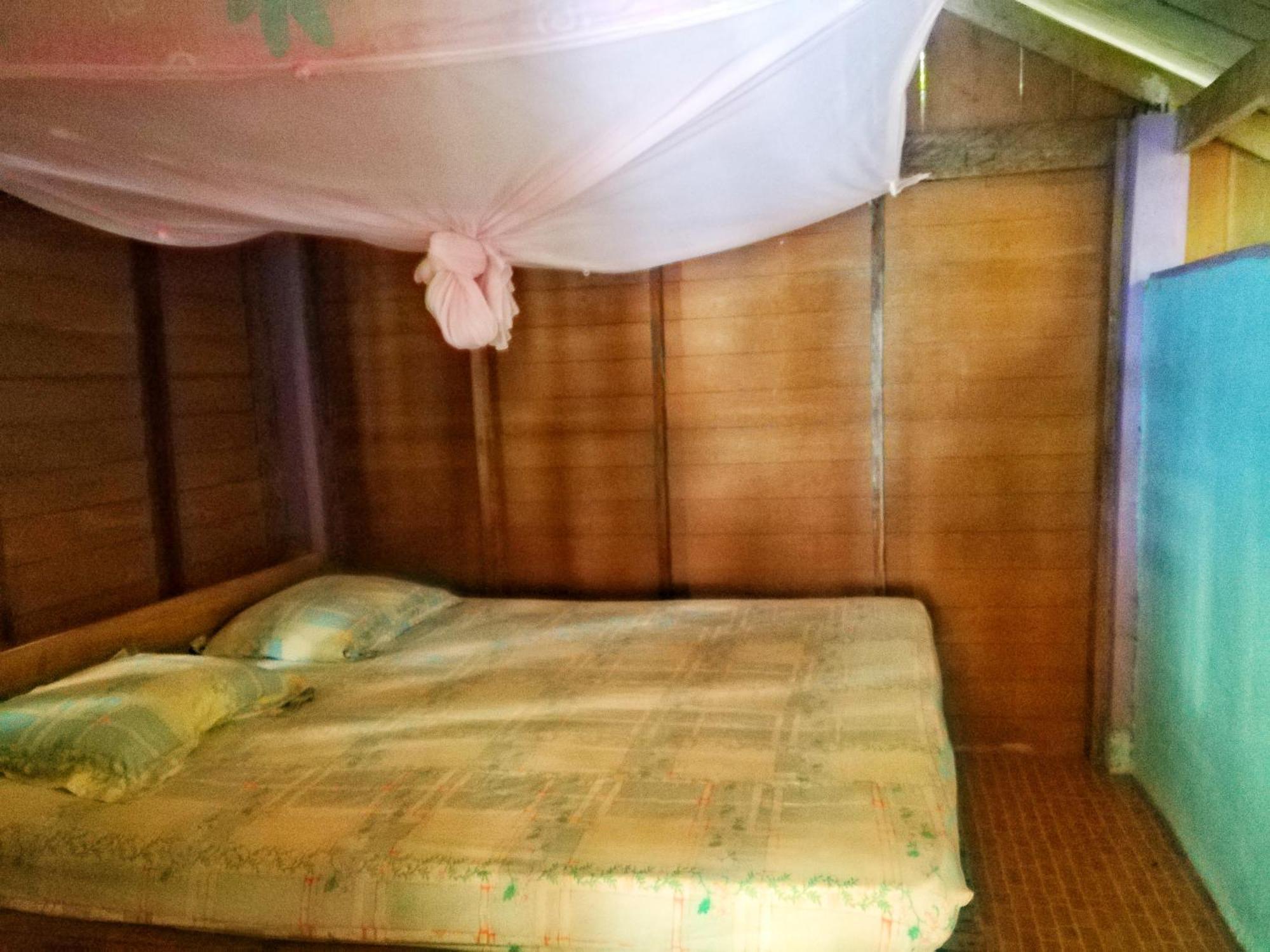 Lae Tawan Bungalow Koh Chang Ranong Room photo